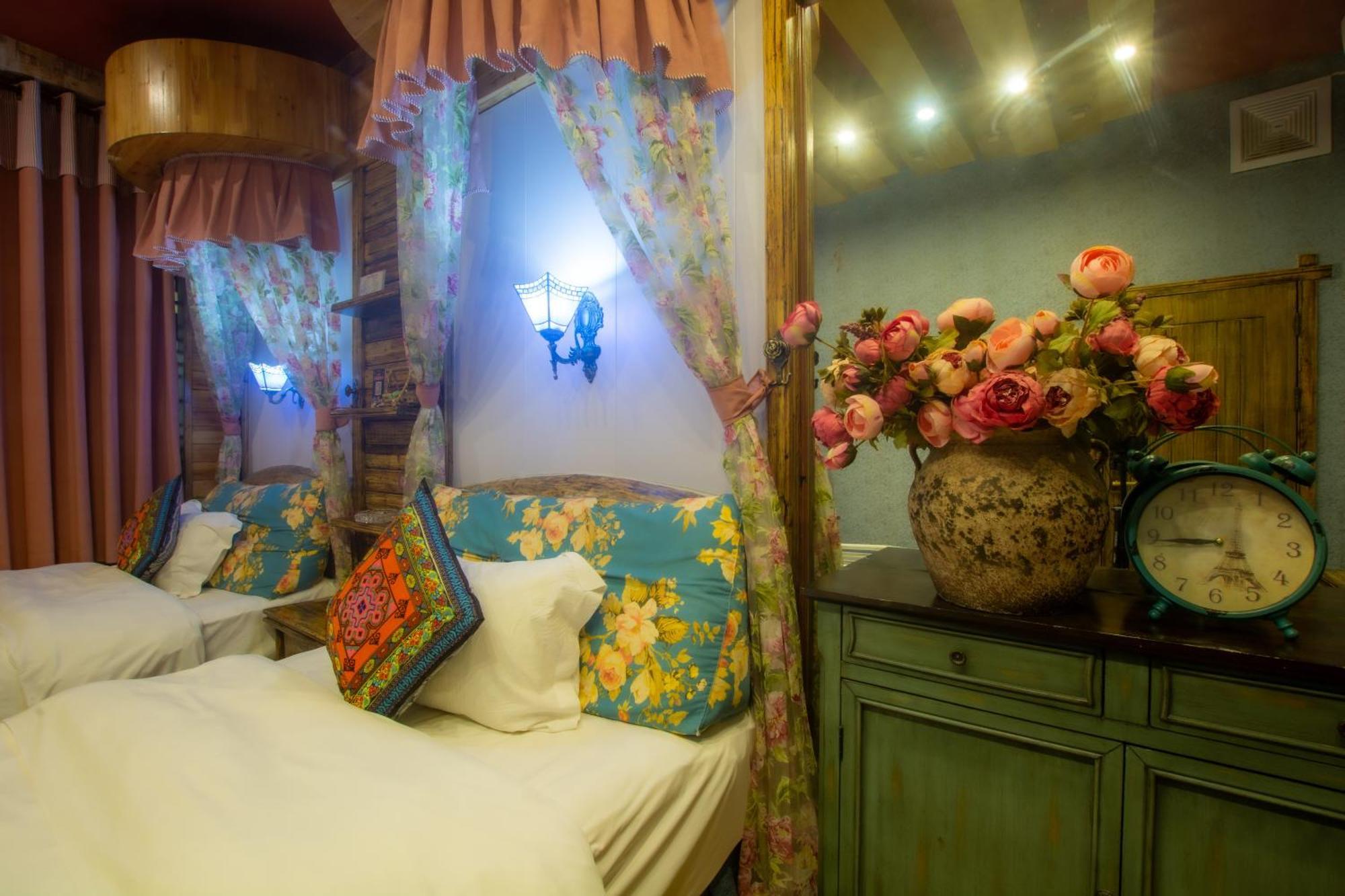 Floral Hotel - Baihui Living Zhangjiajie Zewnętrze zdjęcie